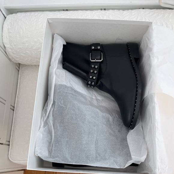 NIB-soft black leather moto boots with strap detailing, studs, side zipper - Picture 5 of 5